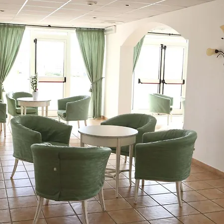 Hotel Futura Style Acqua Di Mare 4*